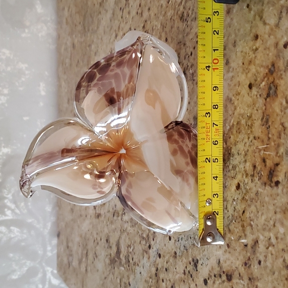 Handblown art glass 3 petales flower spiral stem - Picture 9 of 12